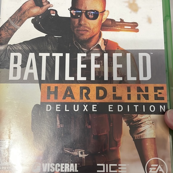 Two battle field games Xbox one - Picture 2 of 3